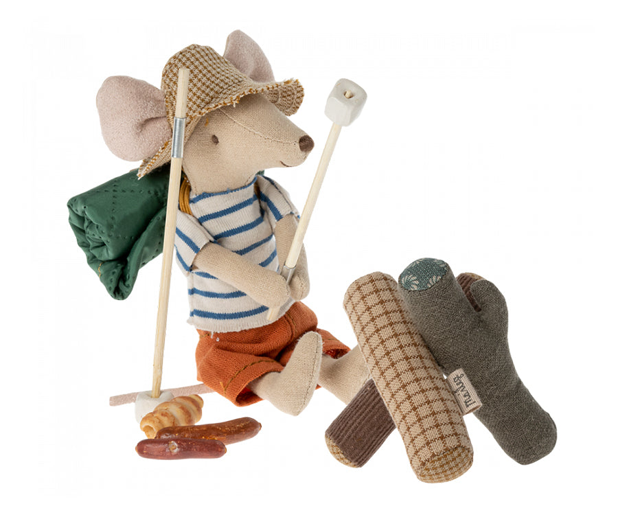 Maileg – Brasa set miniatyr med grillpinnar, stockar, korvar och marshmallows
