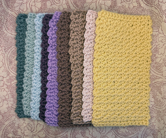 Miniature - Crocheted oblong carpet for dollhouses