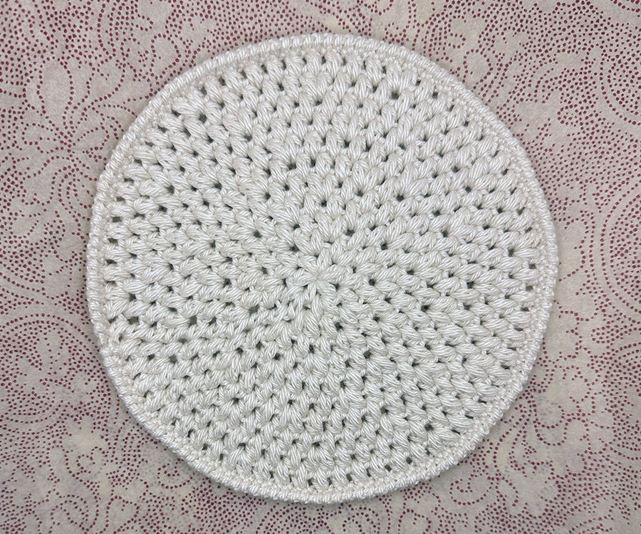 Miniature - Crocheted large round dollhouse rug