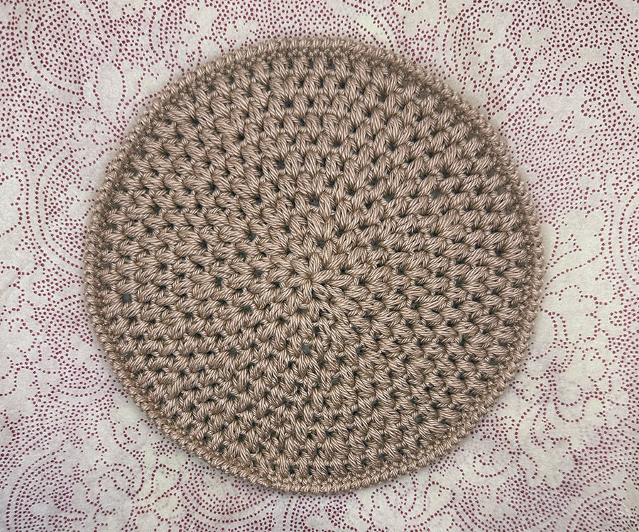 Miniature - Crocheted large round dollhouse rug